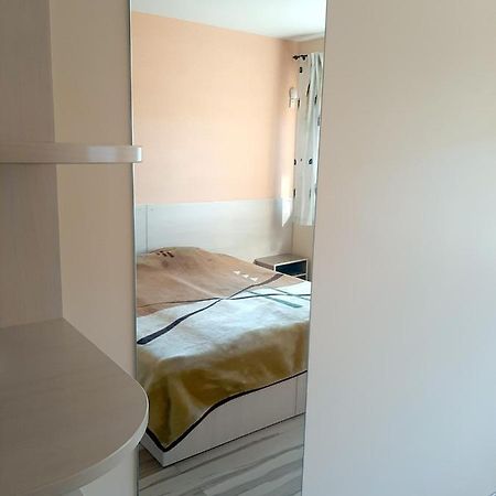 Motel Kambariu Nuoma - Siauliai Saurida Zewnętrze zdjęcie