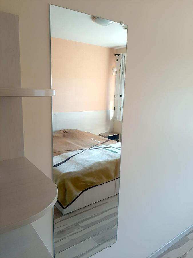 Motel Kambariu Nuoma - Siauliai Saurida Zewnętrze zdjęcie